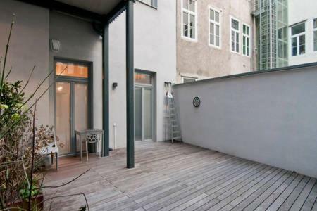Homestay Sisi Виена Екстериор снимка