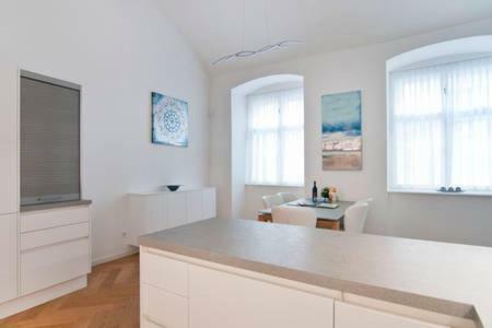 Homestay Sisi Виена Екстериор снимка
